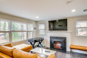 Modern Home 11 Mi to DC Pets Welcome!